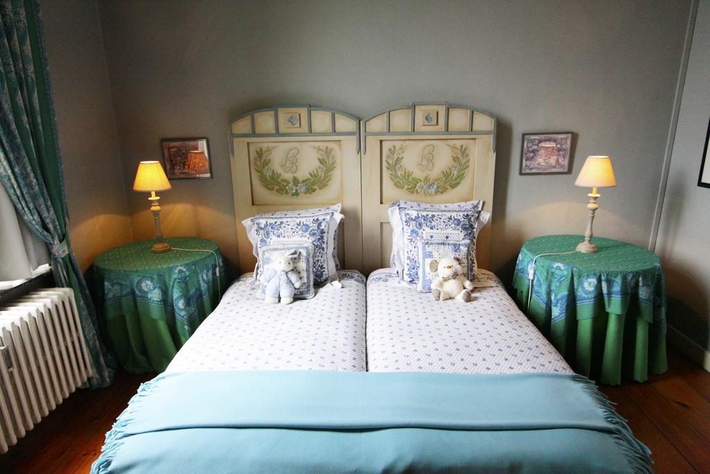 Home Fleuri Guesthouse بروج المظهر الخارجي الصورة